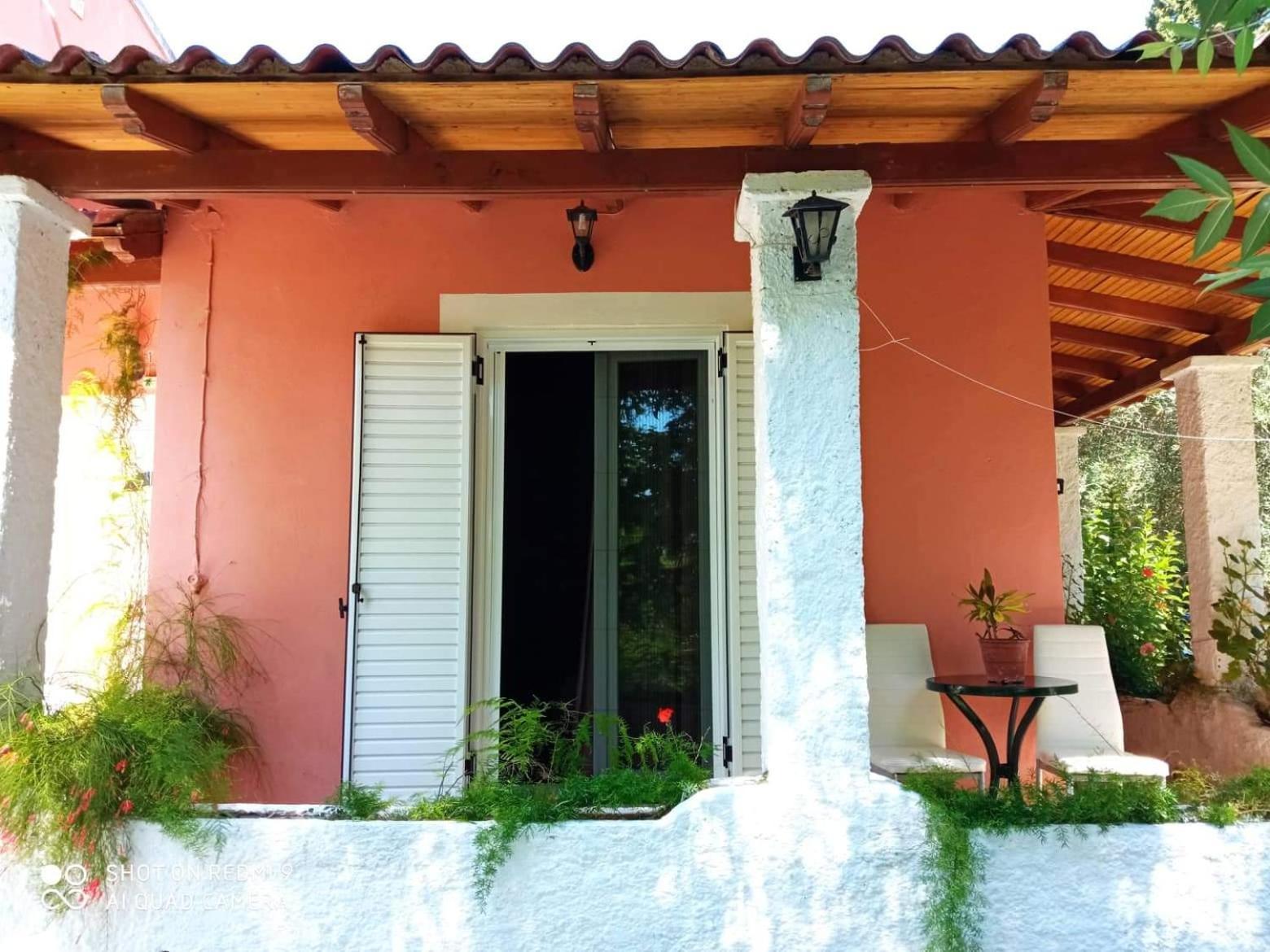 Errika Ypsos Exterior foto